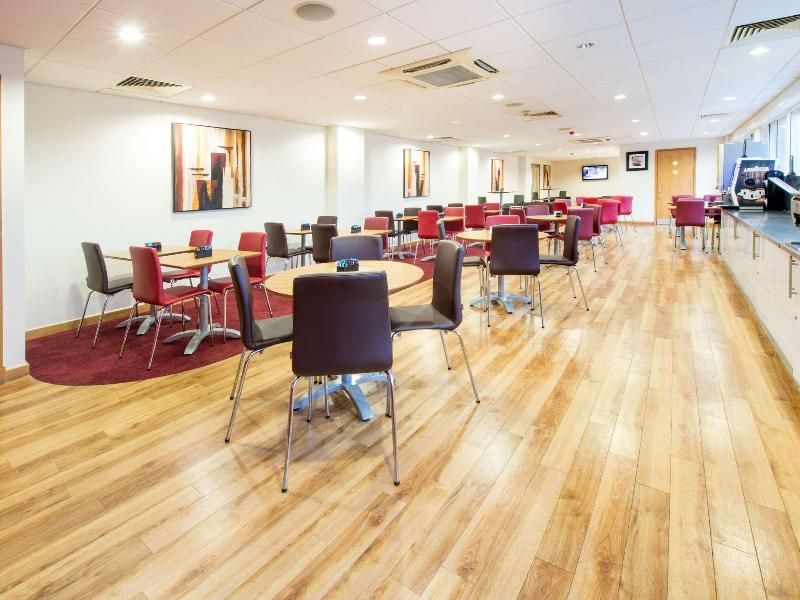 Travelodge London Chessington Tolworth 3 estrellas en Londres