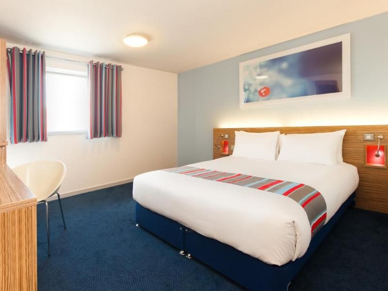 Travelodge High Wycombe Central 3
