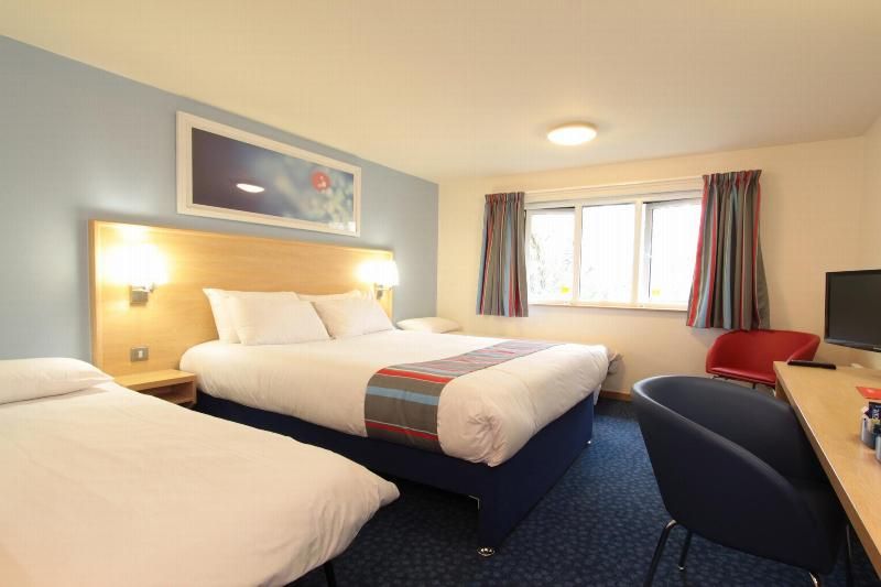 Travelodge Eastleigh Central 3