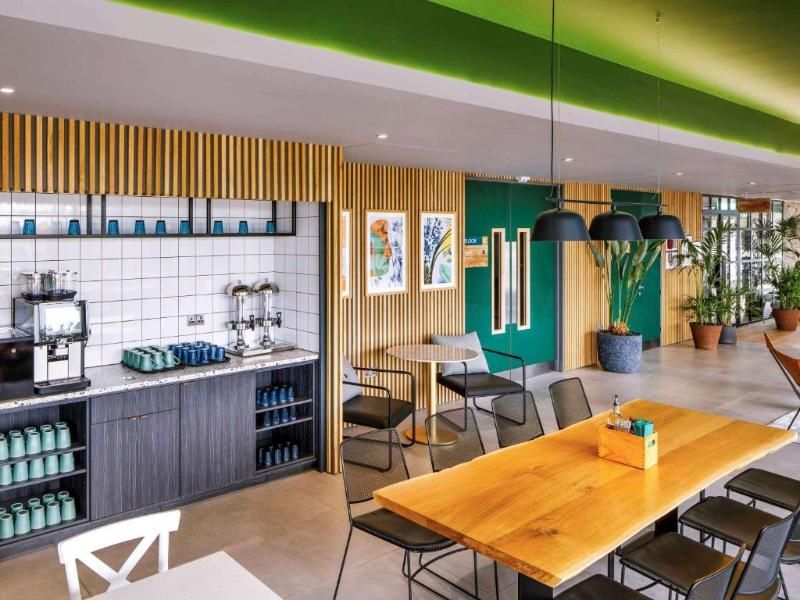 Ibis Styles London Seven Kings 2