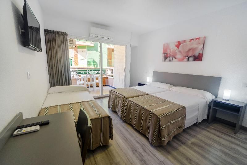 Hostal Anna Benidorm 2