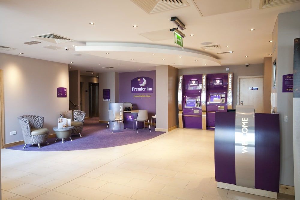 Premier Inn Edinburgh Airport - M9 Jct1 2