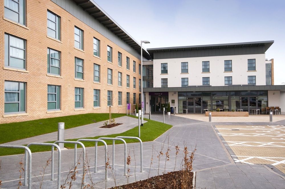 Premier Inn Edinburgh Airport - M9 Jct1