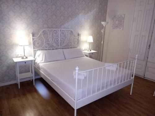 Lumine Luxury Suites by gaiarooms 1