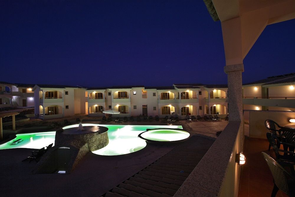 Residence Baia delle Mimose 4 estrellas en Badesi