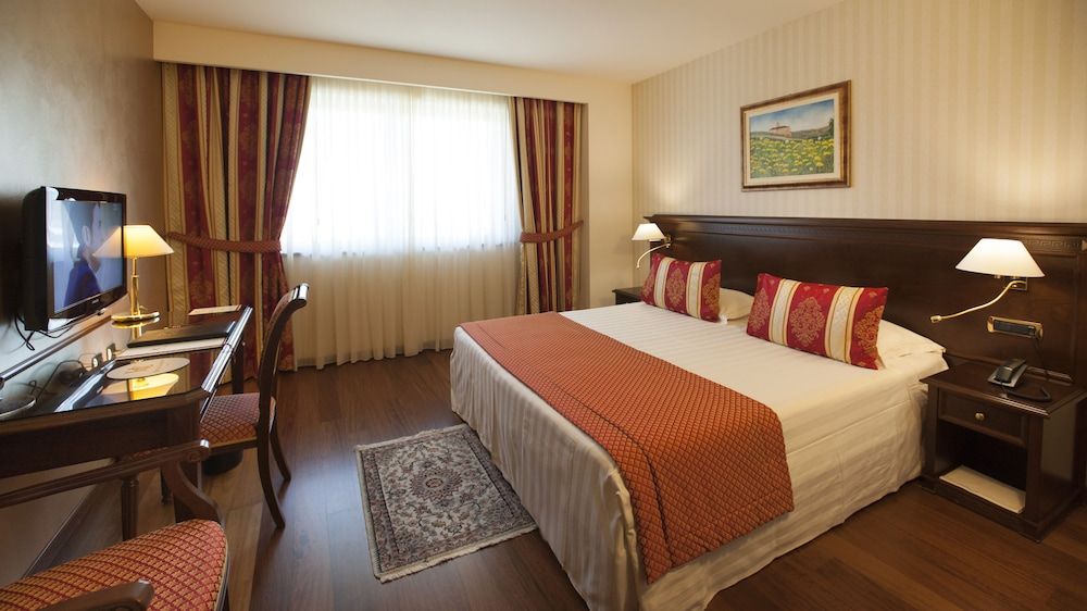 Hotel Calissano 4 estrelas em Alba