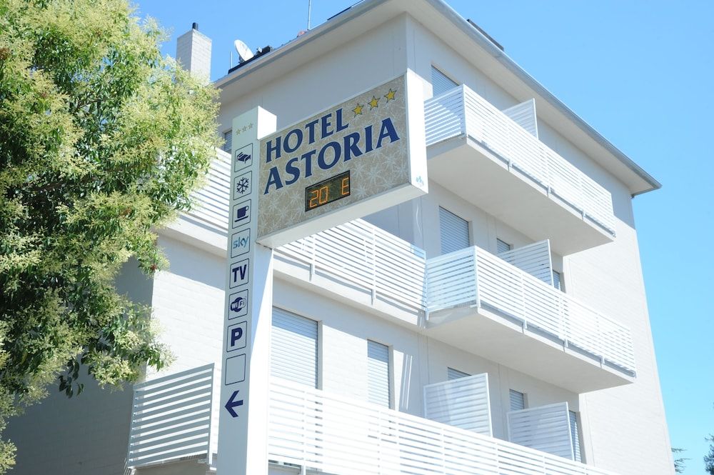 Astoria 3 estrelas em Ravena