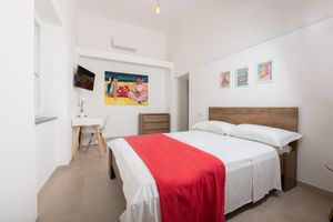 Gioia 13 Apartments & Rooms