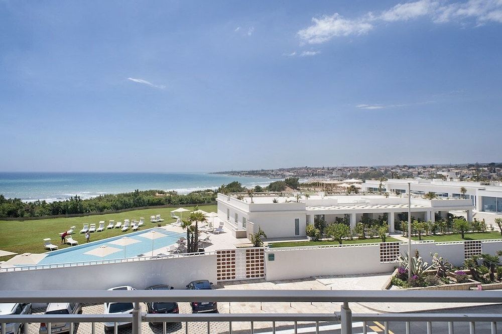 Modica Beach Resort 4 estrellas en Modica