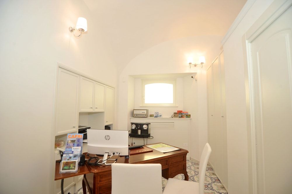 Core Amalfitano City Suites 2