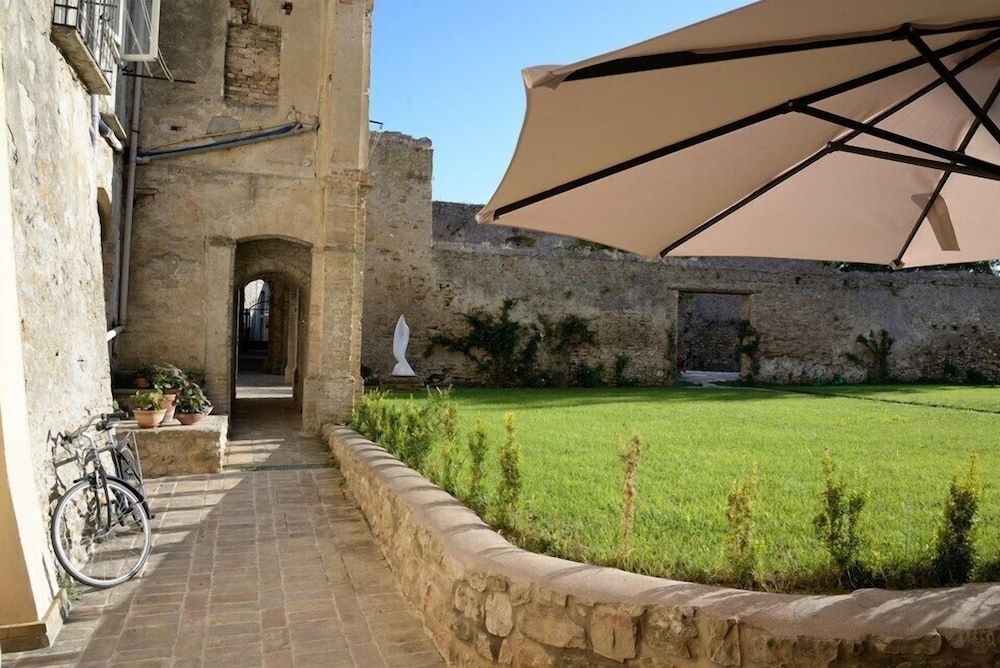 Torre della Loggia - Dimora Storica 1