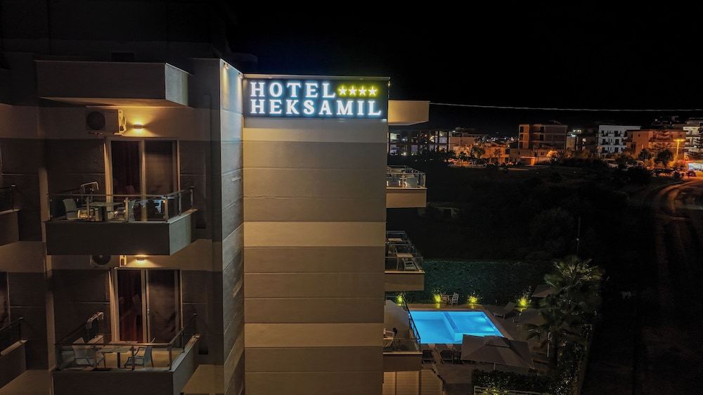 Hotel Heksamil 4 estrelas em Ksamil