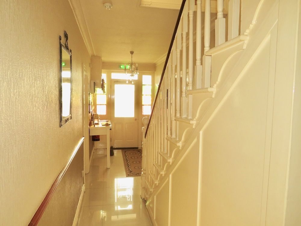 Glendale Bed & Breakfast 3