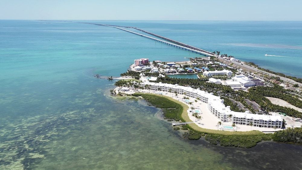 Isla Bella Beach Resort 5 estrellas en Marathon