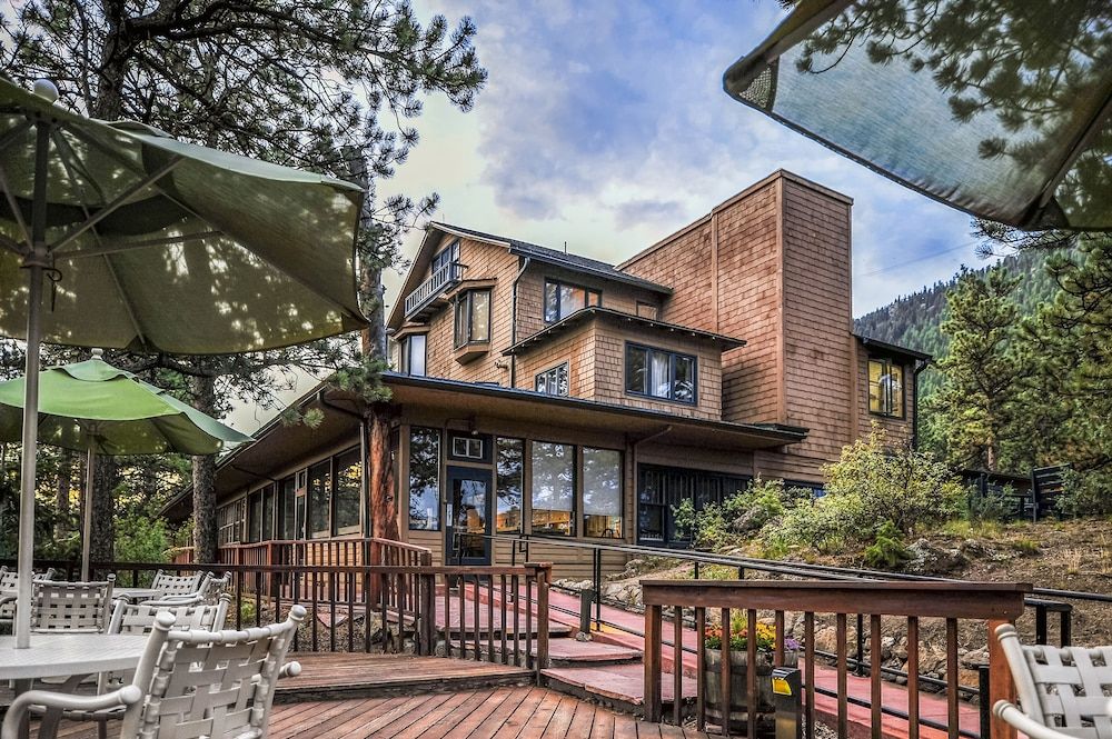 The Historic Crag's Lodge 1