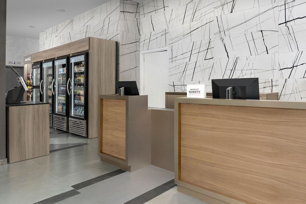 SpringHill Suites by Marriott New York Queens 3