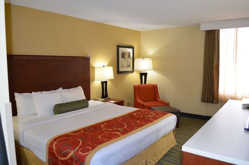 The Independence Inn Charlotte/Matthews Hotel 3