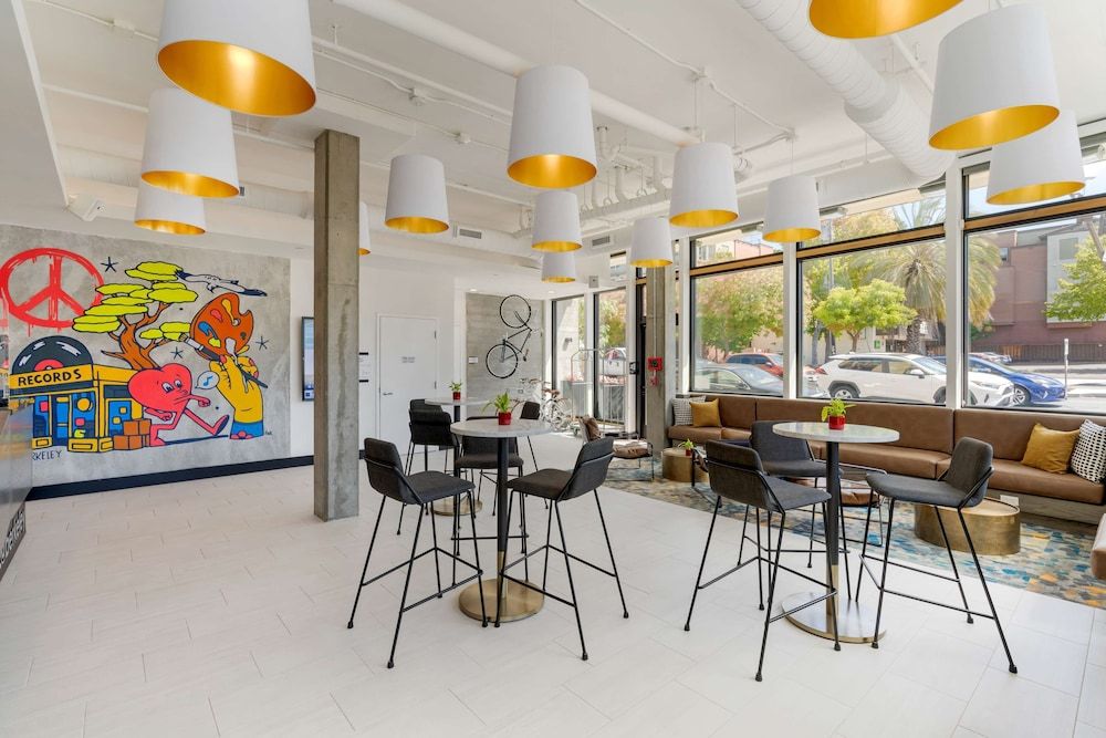 Aiden by Best Western @ Berkeley 2