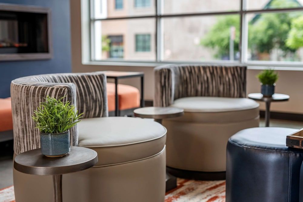 Vīb Hotel by Best Western Denver RiNo 2