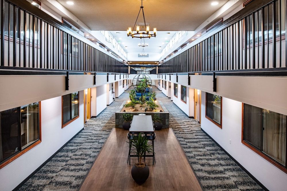 Best Western Vista Inn At The Airport 3