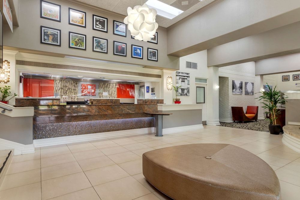 Aiden by Best Western Austin City Hotel 3