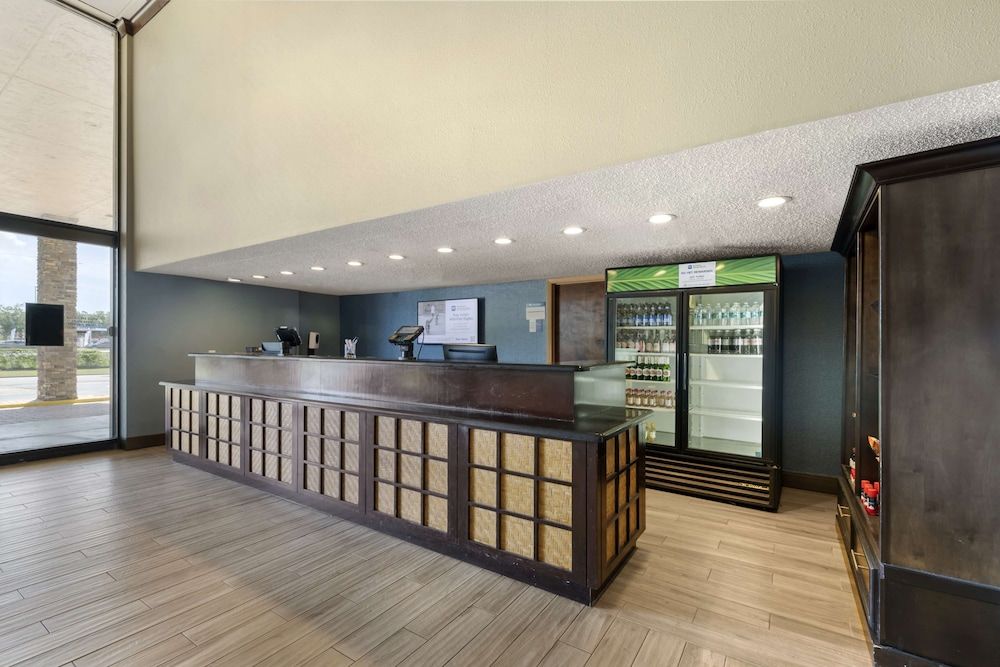 Best Western International Speedway Hotel 3