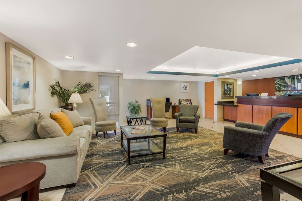 SureStay Plus Hotel by Best Western Scottsdale North 2