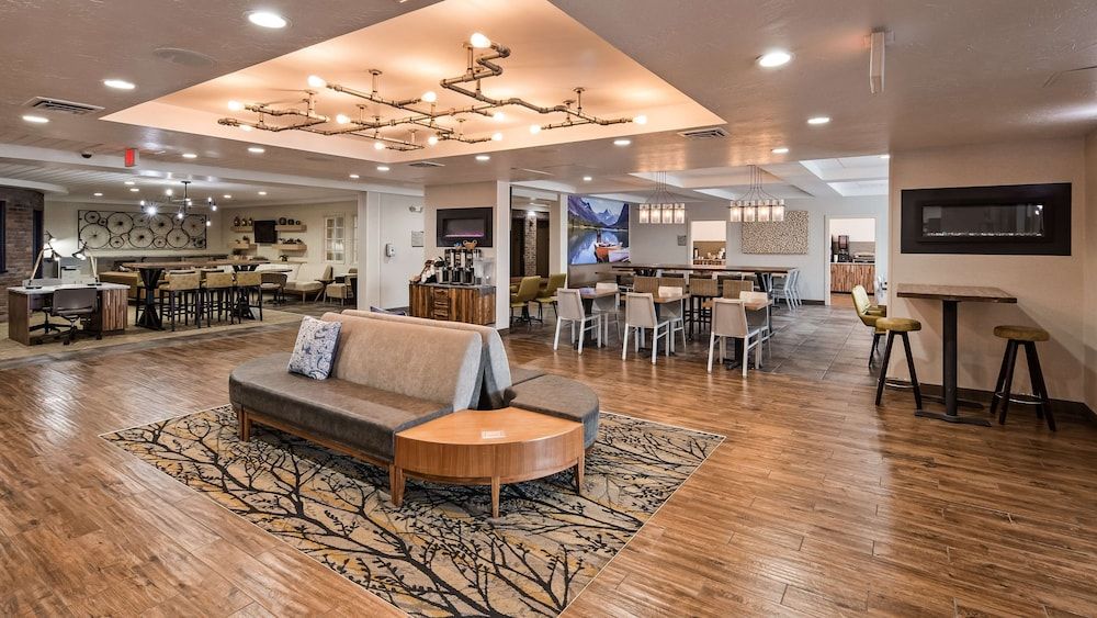 Best Western Plus Grant Creek Inn 3