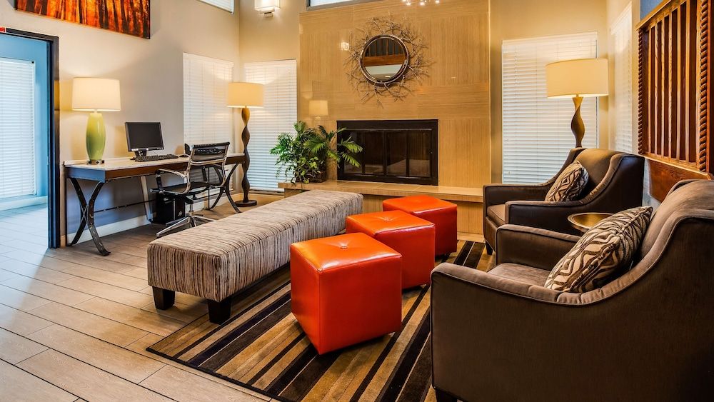 SureStay by Best Western Kansas City Country Inn North 3