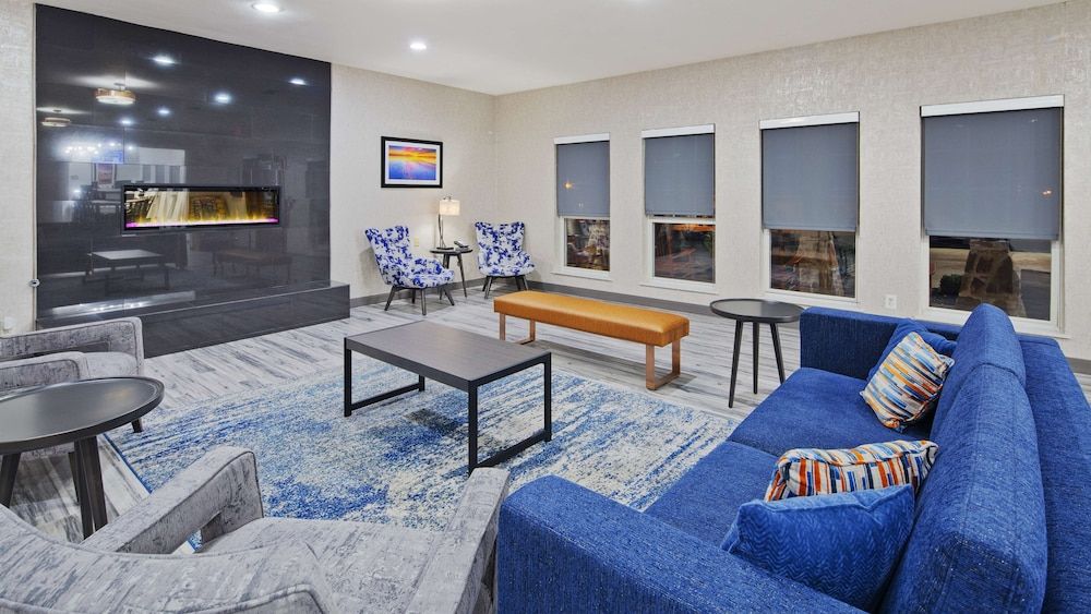 Best Western Plus Fredericksburg 3