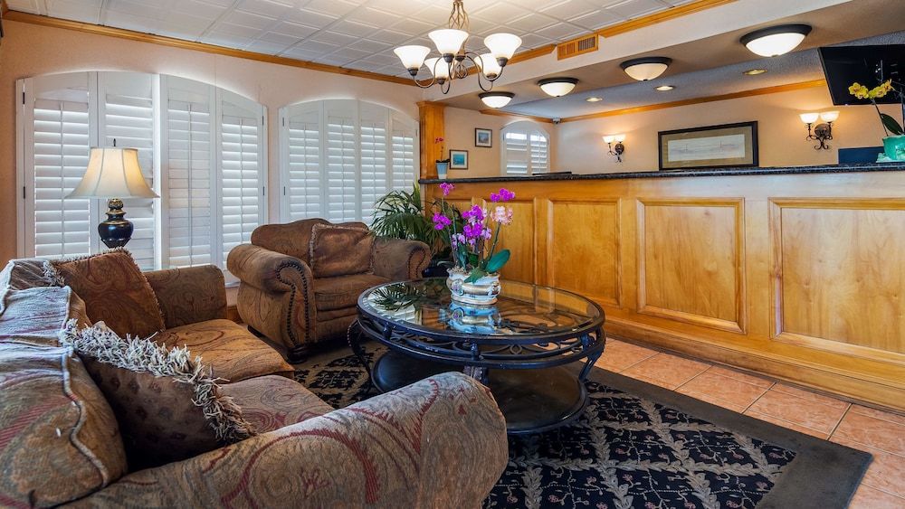 SureStay by Best Western Camarillo 3