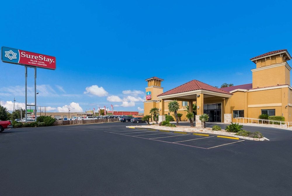 SureStay Plus Hotel by Best Western San Antonio North 1