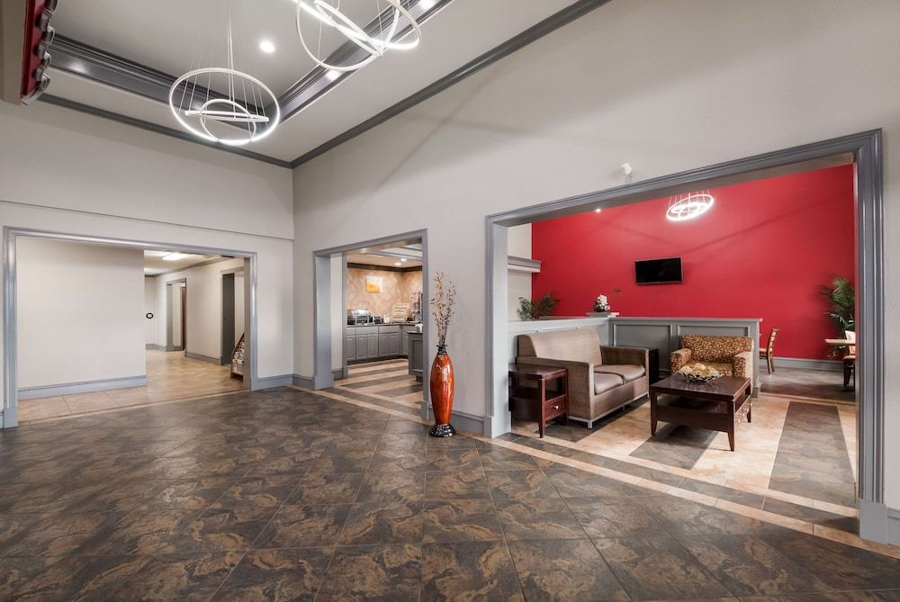 SureStay Plus Hotel by Best Western San Antonio North 3
