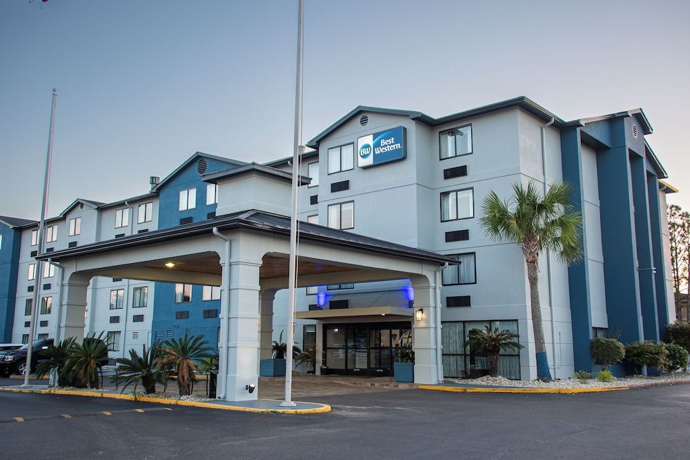 Best Western Cypress Creek 1