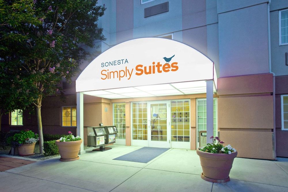 Sonesta Simply Suites Anaheim 2 estrelas em Garden Grove