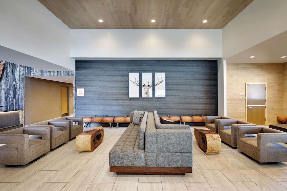 Highline Vail - a DoubleTree by Hilton 2