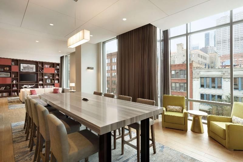 Hampton Inn Chicago Downtown West Loop 3