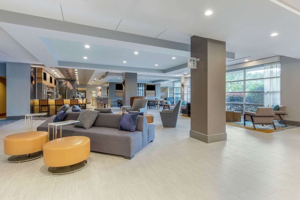 DoubleTree by Hilton Birmingham Perimeter Park 2