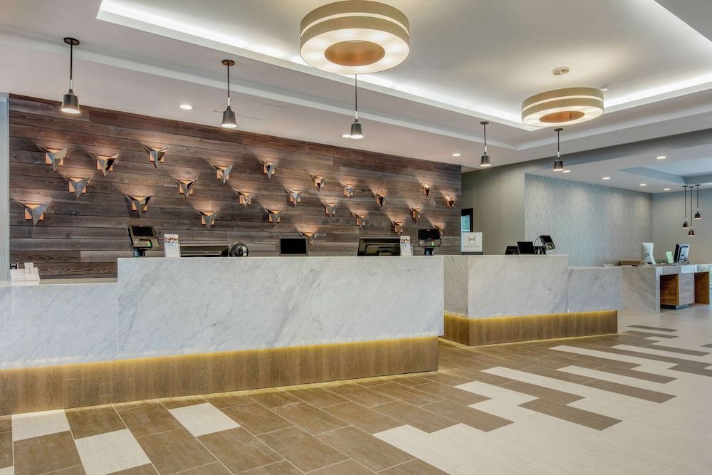 DoubleTree by Hilton Birmingham Perimeter Park 3