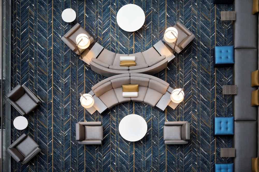 Embassy Suites by Hilton Columbus 3