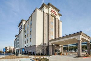 Hampton Inn & Suites Dallas - Central Expy North Park Area