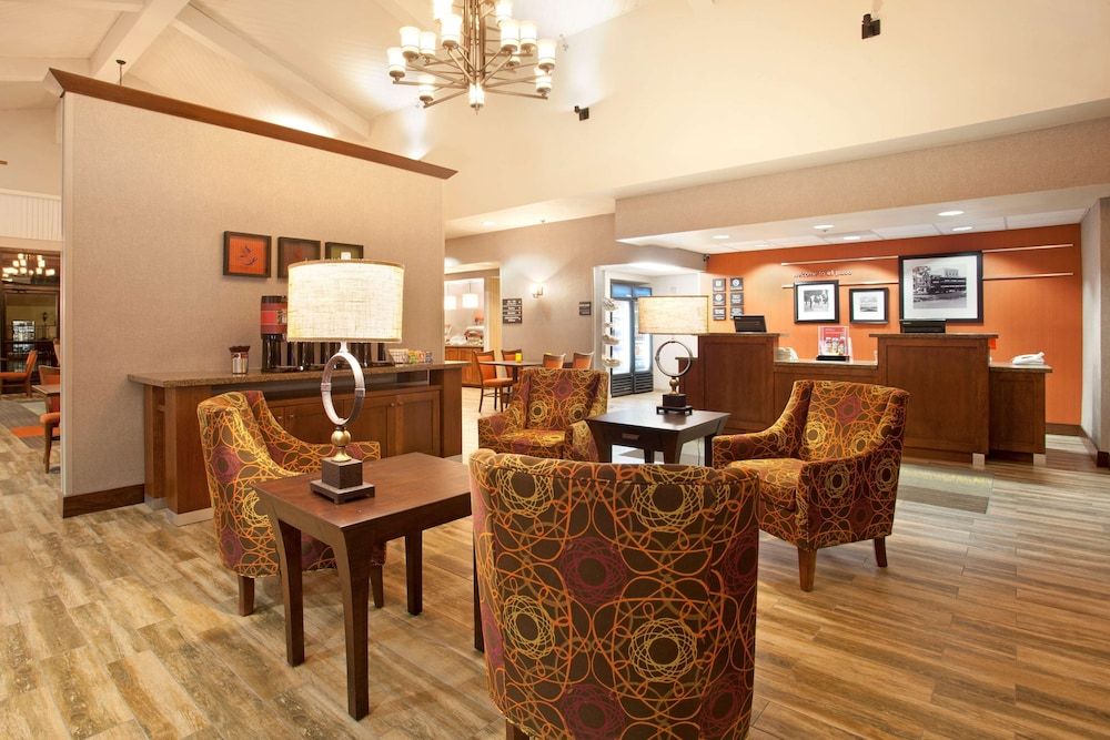Hampton Inn & Suites El Paso-Airport 3