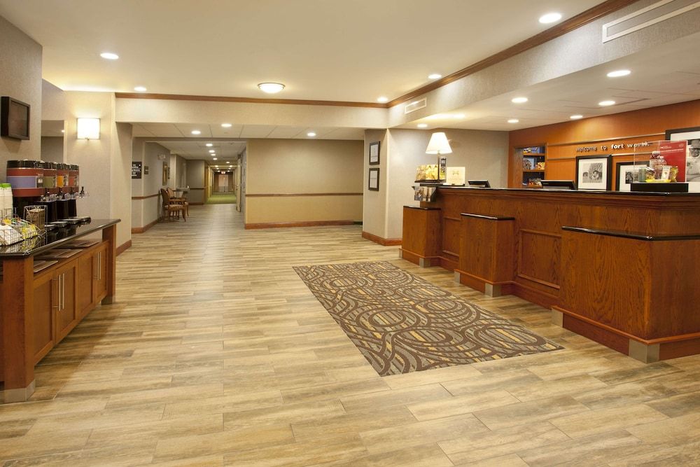 Hampton Inn & Suites Fort Worth-West-I-30 3