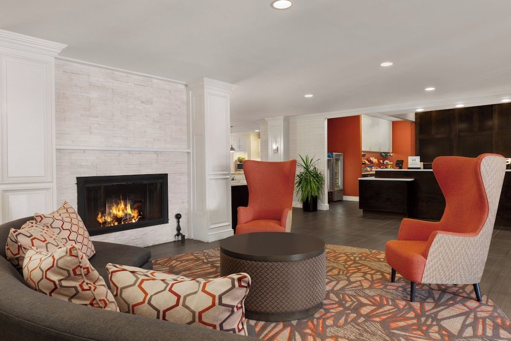 Addison Suites 3