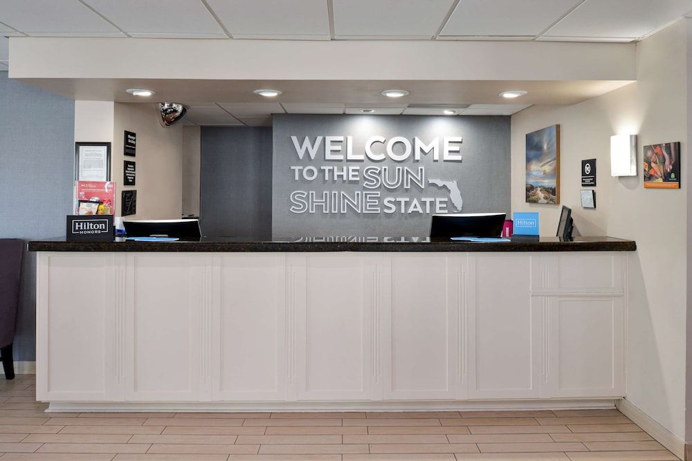 Hampton Inn Vero Beach 3