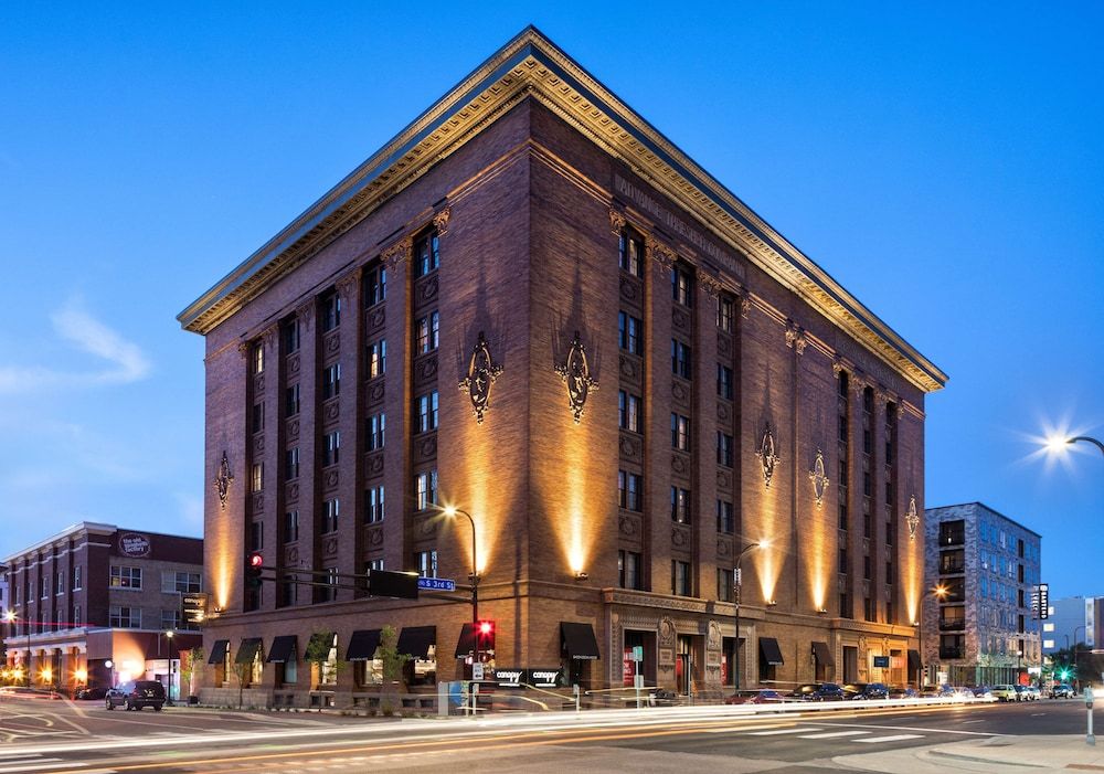 Canopy by Hilton Minneapolis Mill District -1 estrellas en Minneapolis