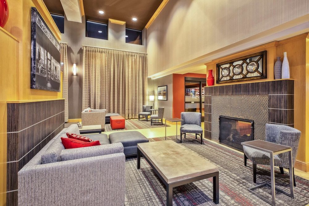 Hampton Inn & Suites Madison-West 2