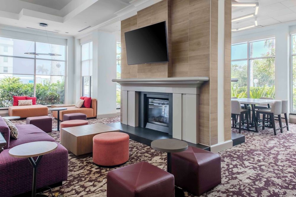 Hilton Garden Inn Sarasota - Bradenton Airport 2