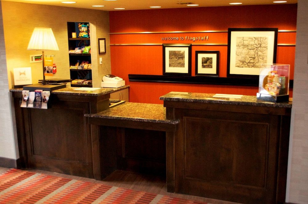 Hampton Inn & Suites Flagstaff 3
