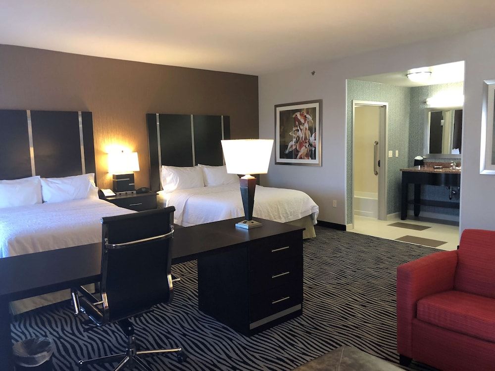 Hampton Inn & Suites Tulsa/Central 1